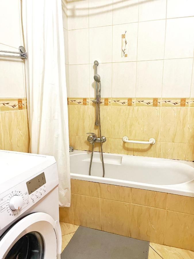 Nice Room In City Centre Cracovia Esterno foto